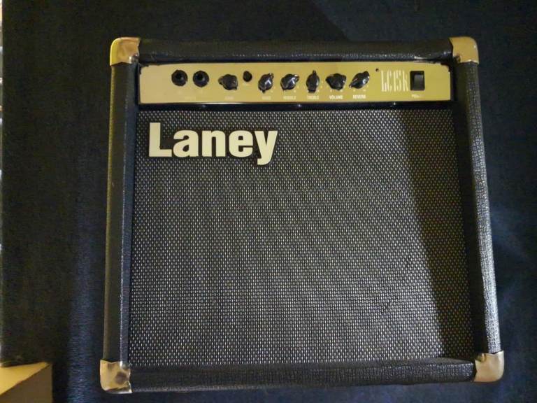 Laney LC15R 15W All Valve Guitar Combo Amp w. spring reverb, fx loop, Made in the UK