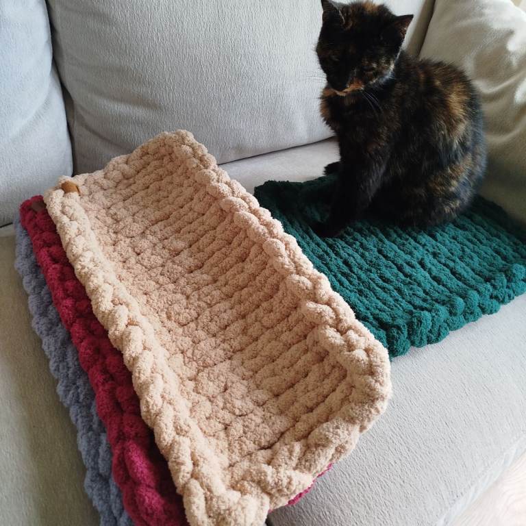 Cat blanket/mat/bed window seat