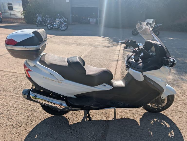2016 66 Suzuki Burgman 650 Scooter Cvt Euro 4 AN 650 AN650 Top Box