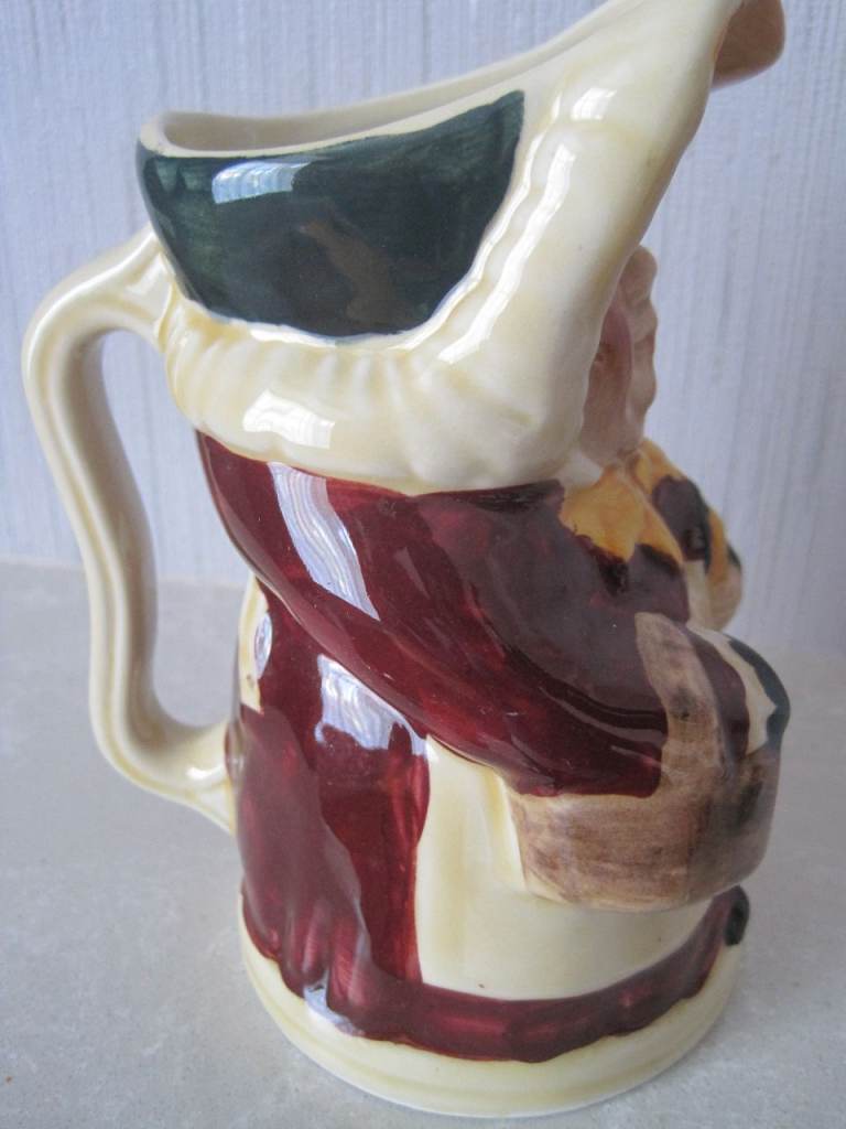 Betsy Medium Red (Tony Wood)  – 14cm (5.12 inches) High