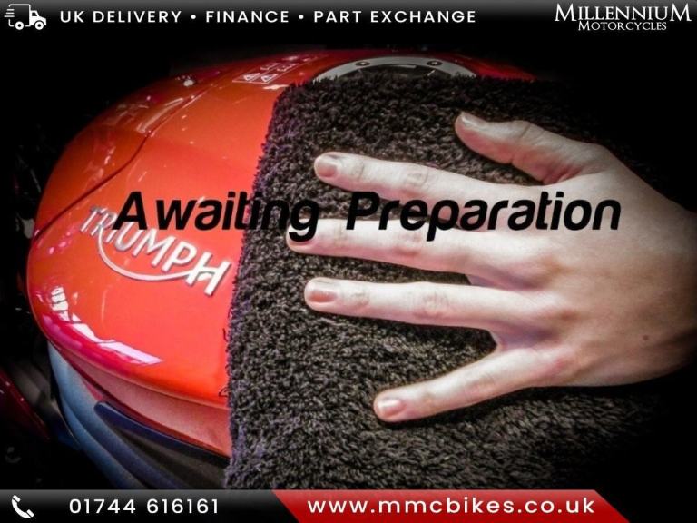 KTM 990 Duke..ONE ONLY..EX DISPLAY BIKE..PRICED TO CLEAR 2024