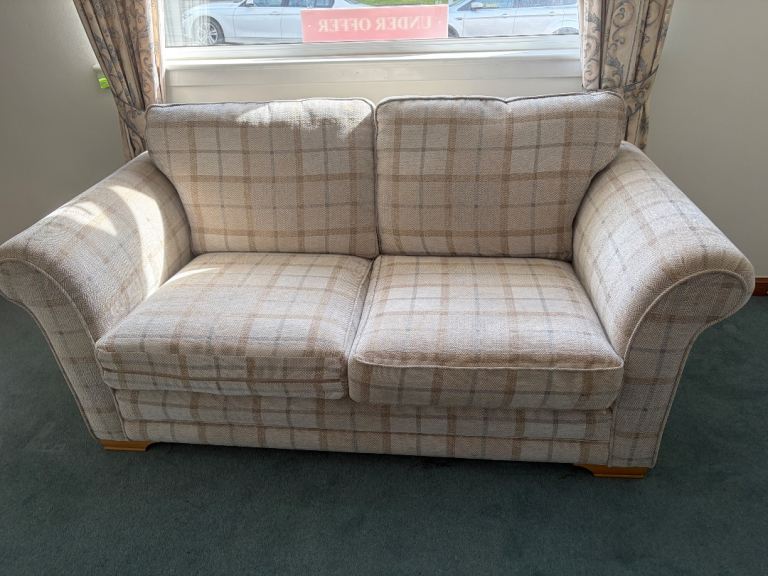 Alexander’s of Rosemount 2 seat settee
