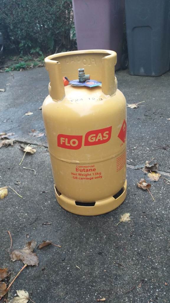 Gas bottles 13kg empty
