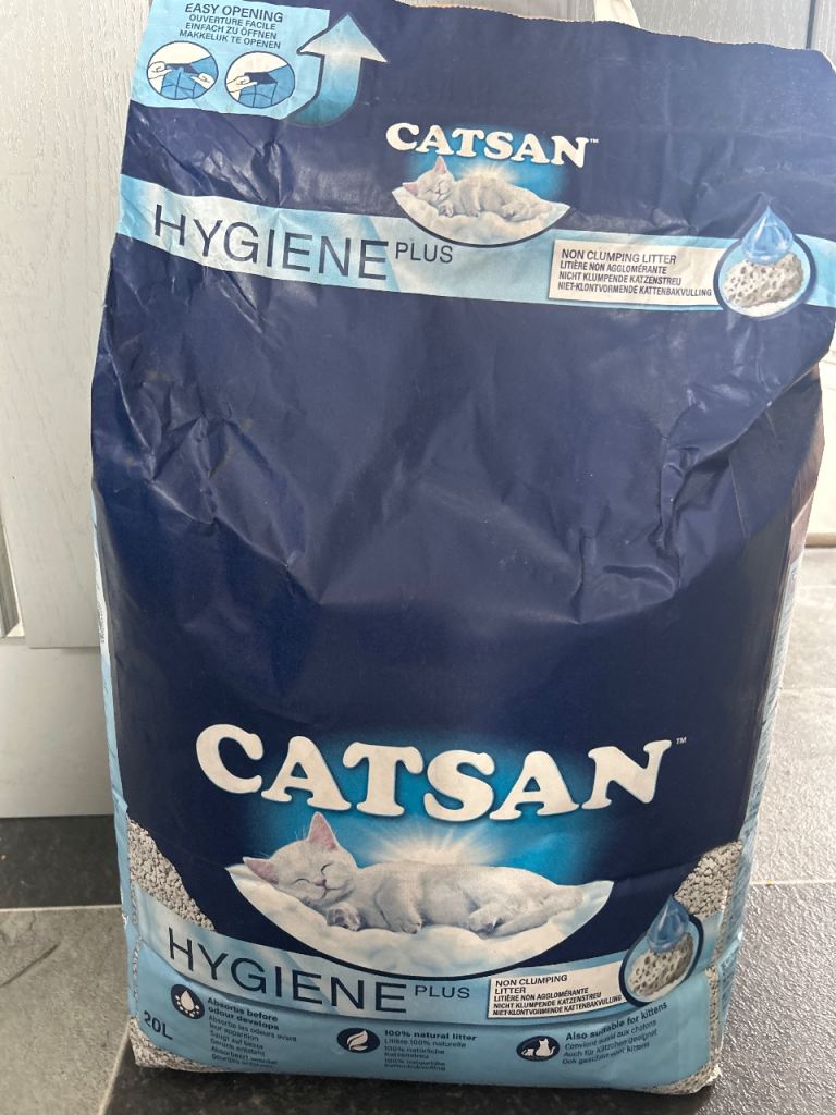 Catsan cat litter 20ltr