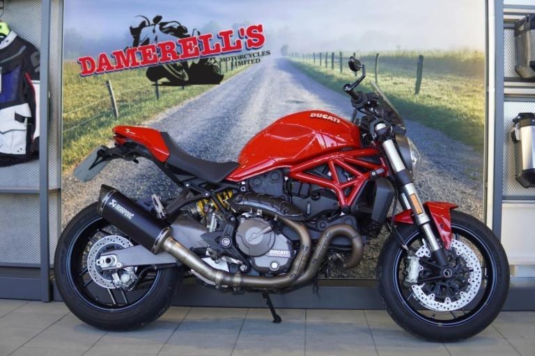 2019 DUCATI MONSTER 821 RED MOTORCYCLE