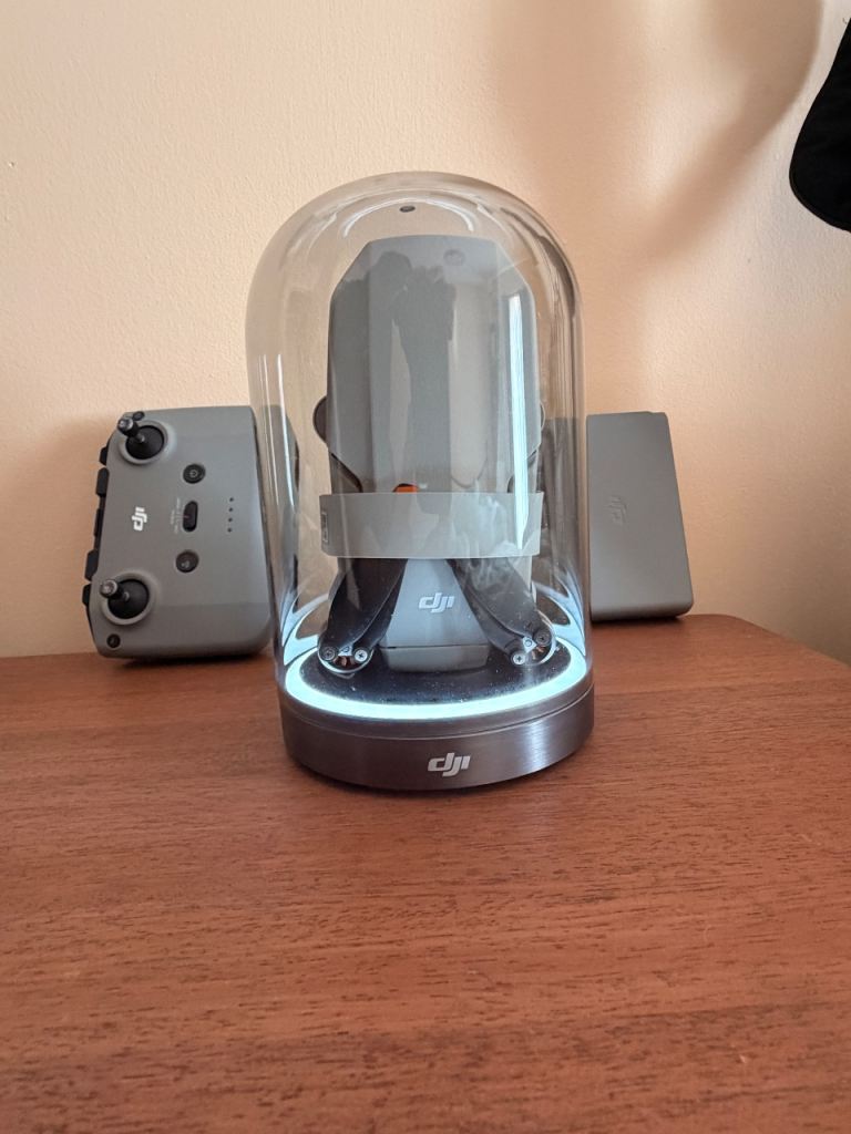 Dji mini 2 fly more combo with Dji dome 