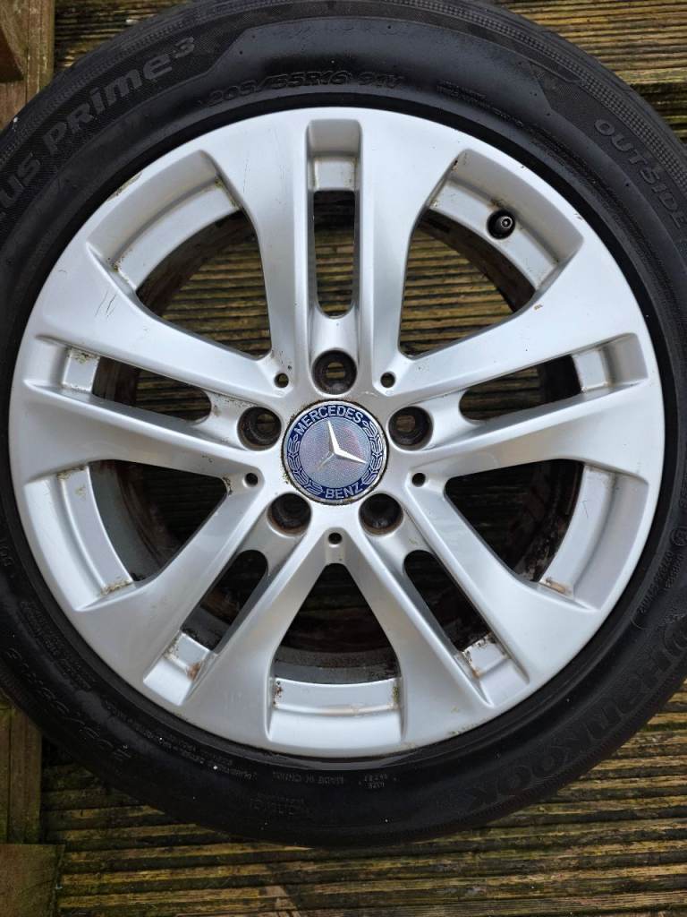 16' mercedes alloy wheel with tyre