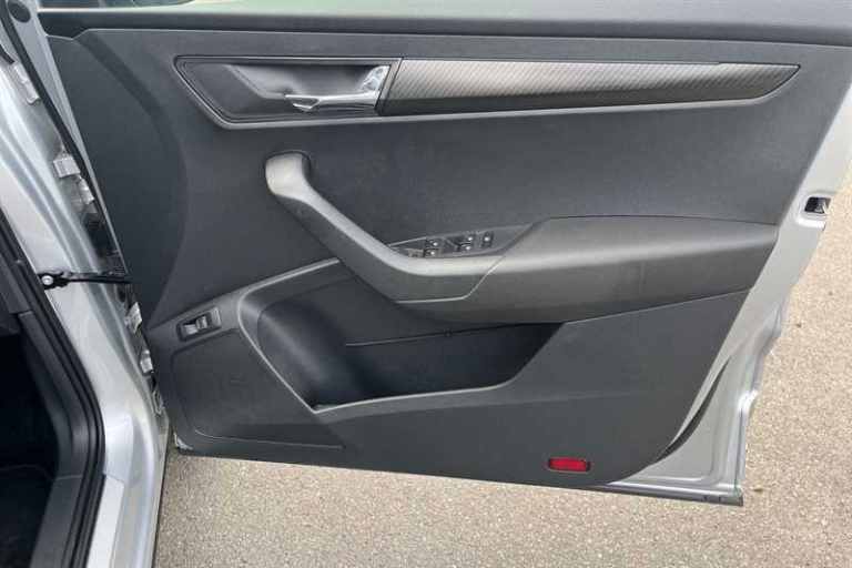 2023 Skoda Karoq 1.5 TSI ACT SportLine SUV 5dr Petrol Manual Euro 6 (s/s) (150 ps) SUV Petrol Manual