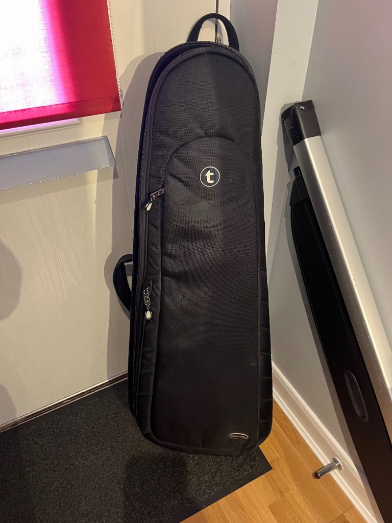 Black Guitar Case Bag – Fair Condition