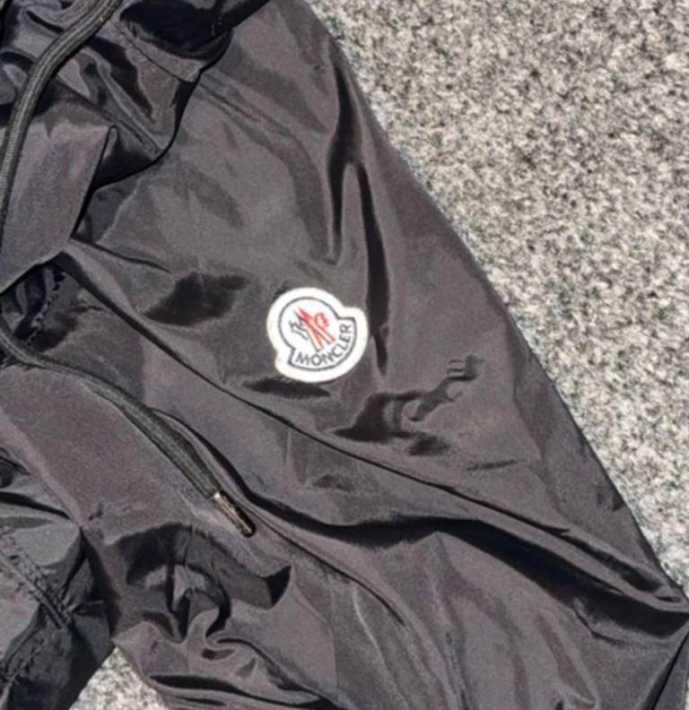 Moncler Grimpeurs Hooded Windbreaker Jacket - Black