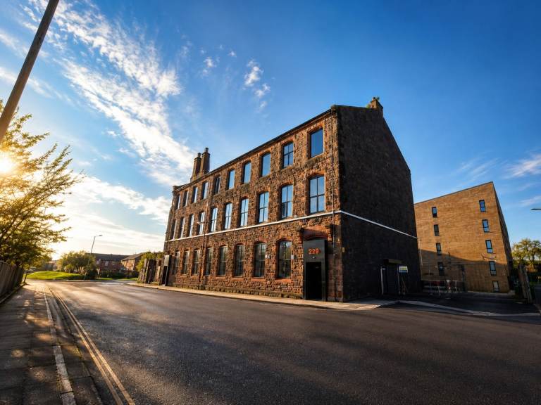 Commercial Studios to Rent in Glasgow