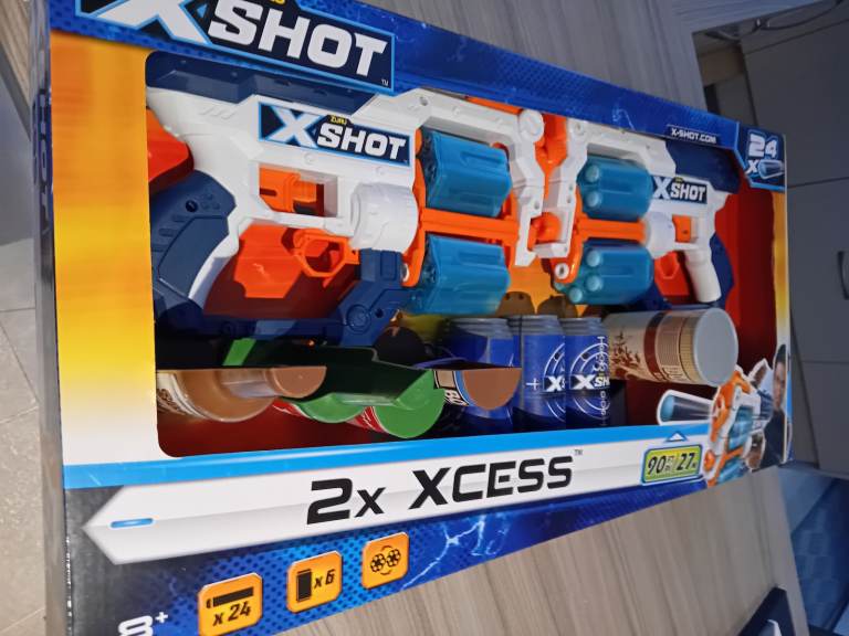 Large XSLOT SET, 2 Guns, 24 Darts, Various Plastic Cans & Bottles.