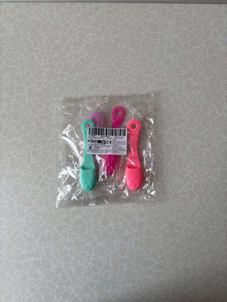4 piece silicone cat chin brush 