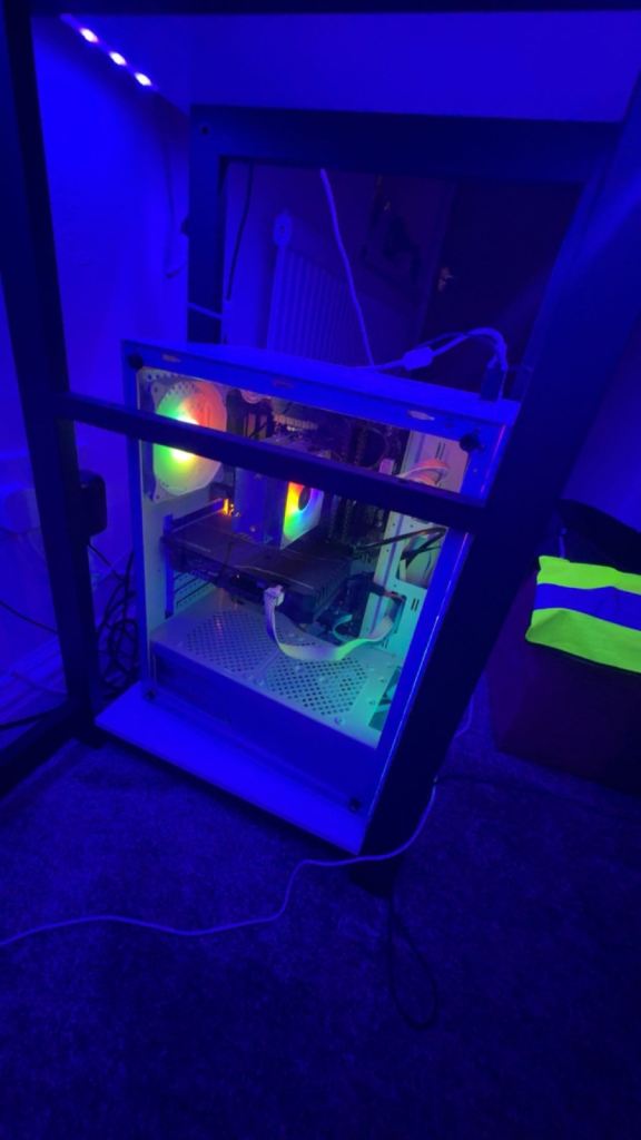 Gaming pc and set up 