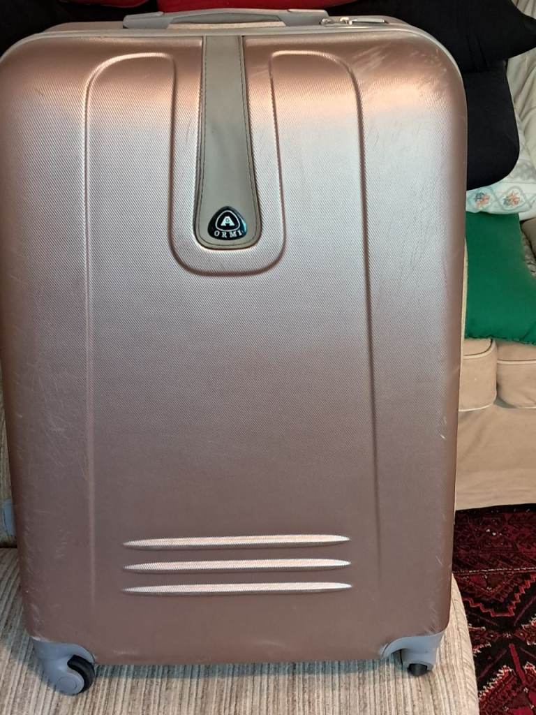LARGE ORMI Hard Case Suitcase – 78x50x30  Good Condition with combination locking n