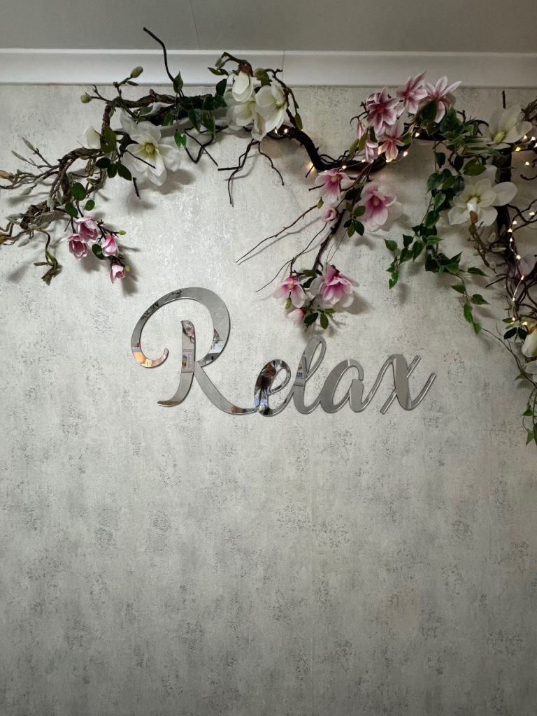 PROFESSIONAL MASSAGE THERAPIST 