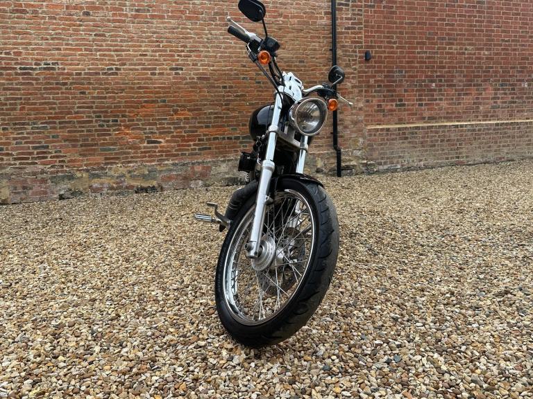 2007 Harley-Davidson Sportster XL 1200 C Custom Sport. 