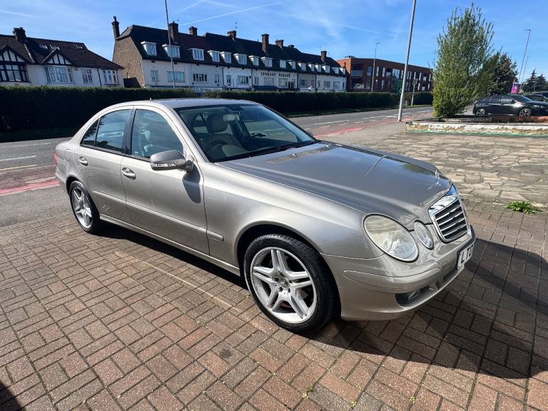 Mercedes Benz E-Class E280 Classic