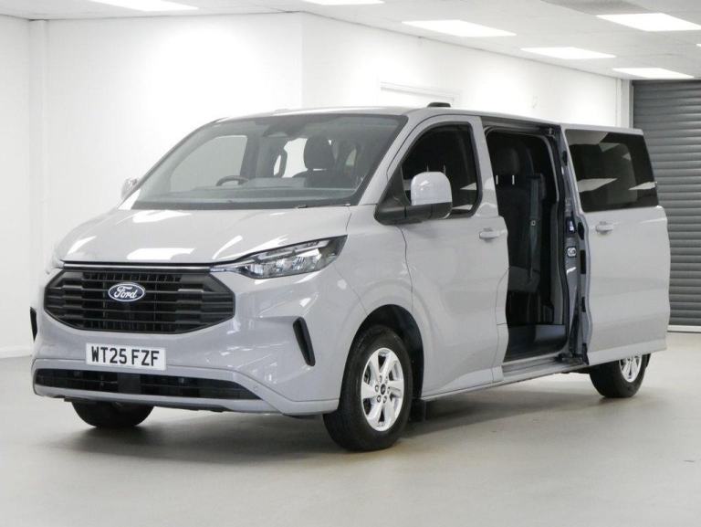 2025 FORD TRANSIT CUSTOM 320 2.0 EBL 136 BHP L2 LONG LIMITED AUTO 6 SEATER CREW