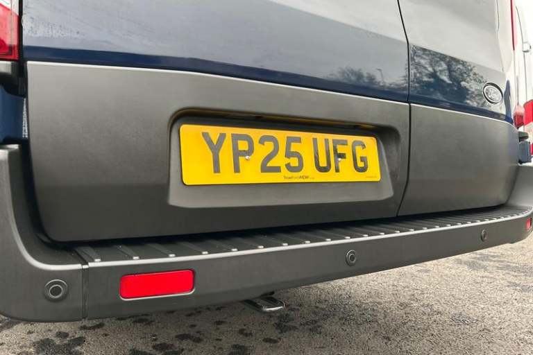 2025 Ford Transit 460 Leader L4 H3 ELWB High Roof 17 Seater Minibus RWD 2.0 EcoBlue 165ps, RE Min...