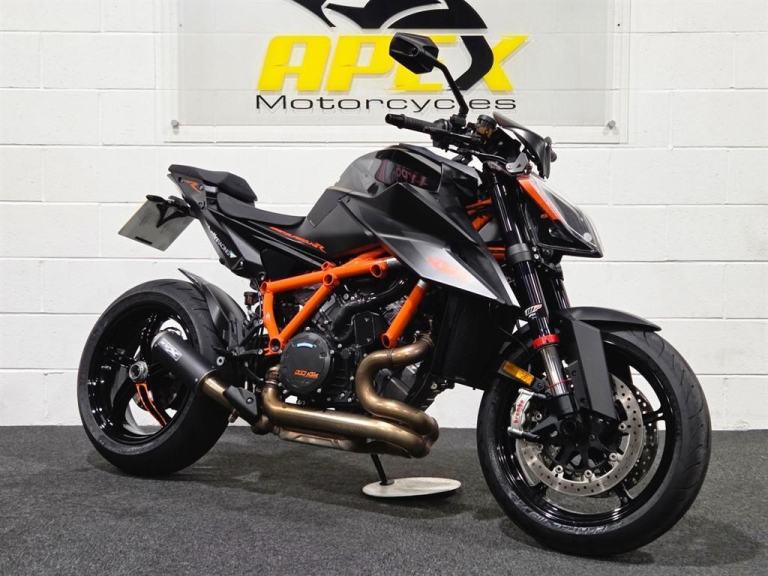 KTM Duke 1290 Superduke R! MY RIDE! PIPEWERX EXHAUST! QUICK SHIFT