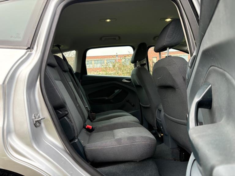 2012 Ford C-Max 1.6 ZETEC 5DR PETROL *PARKING SENSORS *DAB *BLUETOOTH *ARM REST MPV Petrol Manual