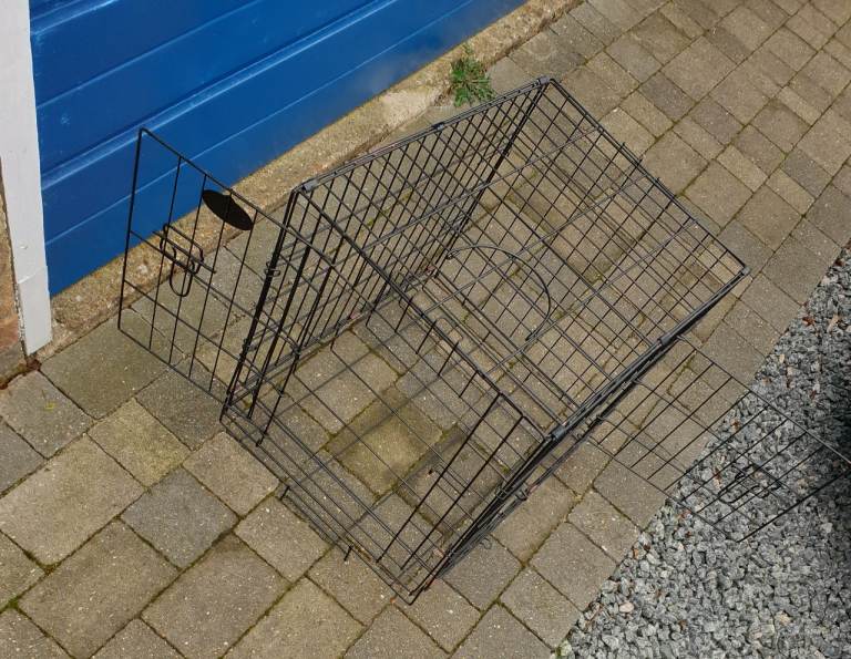 Small/medium 2 door pet crate