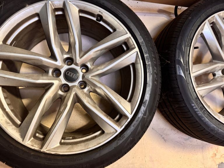 Audi Q7 21” Alloy Wheels + Tyres – Set of 4 – 285/40 R21