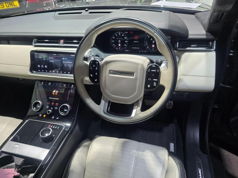 2018 Land Rover Range Rover Velar 3.0 D300 First Edition 5dr Auto ESTATE DIESEL Automatic