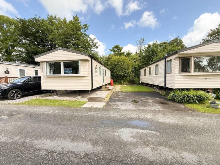 Willerby Seasons in Narberth  - Lodge / Caravan 