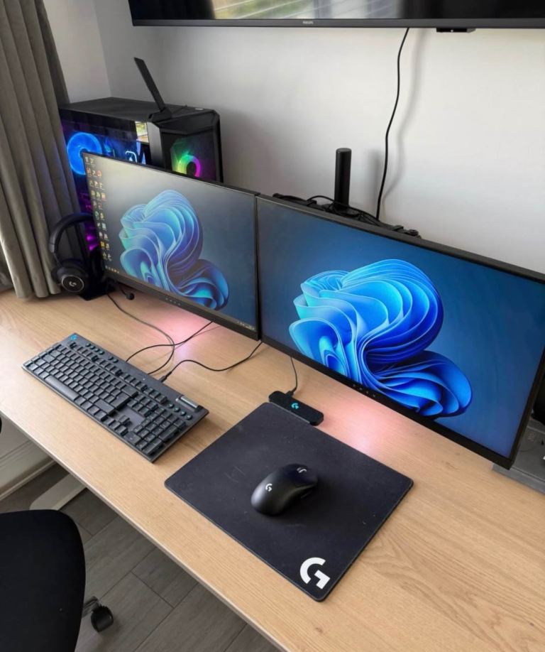 HP OMEN X 25f 24.5" Full HD 240Hz Gaming Monitors with Dual Arm