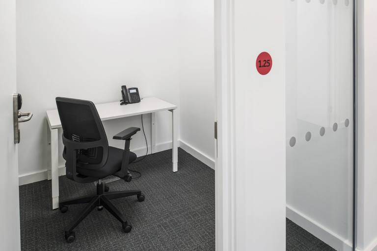 Bristol - BS32 4QW \ Small Office Space for Rent