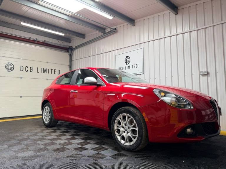 2017 Alfa Romeo Giulietta 1.4 TB MultiAir Super Hatchback 5dr Petrol TCT Euro 6 (s/s) (170 bhp) H...
