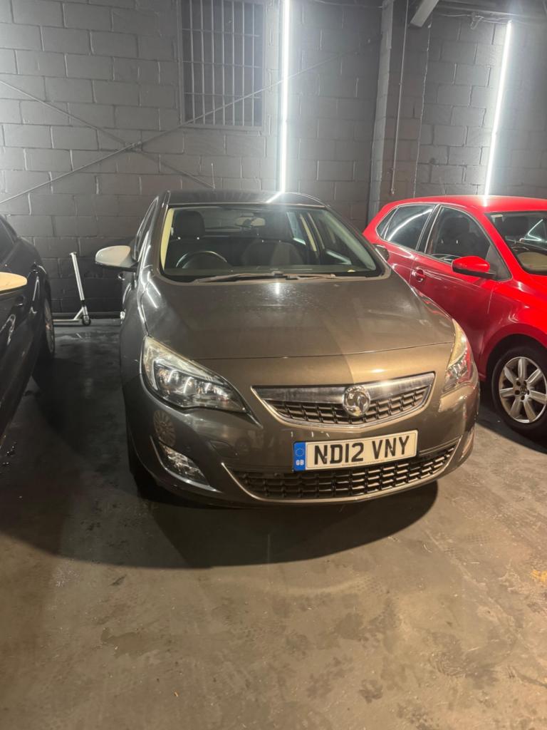 2012 Vauxhall Astra 1.4i 16V SRi 5dr HATCHBACK PETROL Manual