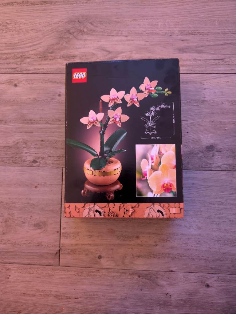 Unopened Lego botanical orchid 