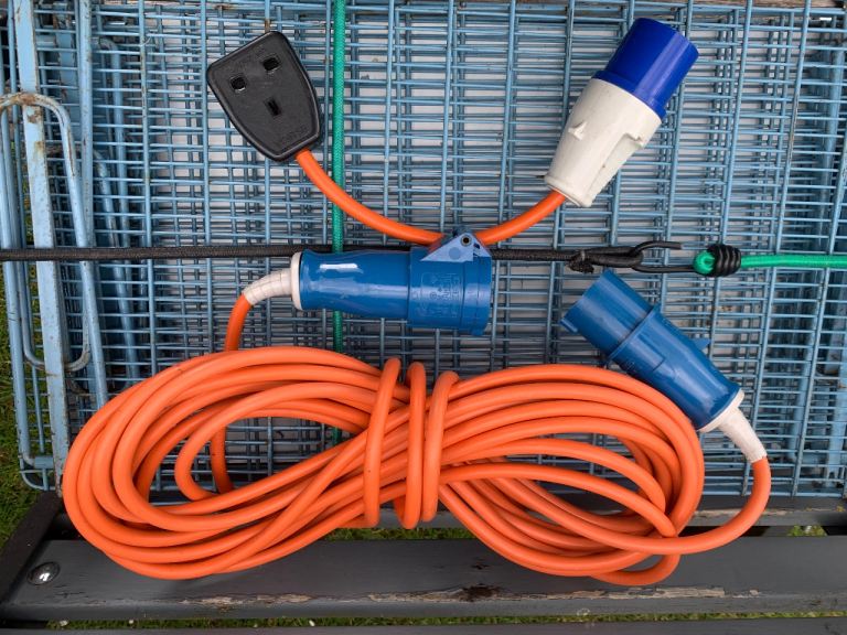 Caravan electric hook up cable 