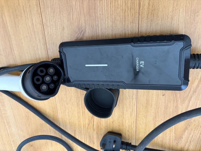 Portable Charger - UK 3 Pin Plug - 10 metres
