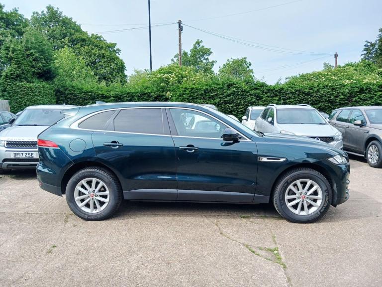 2017 Jaguar F-Pace 2.0 Prestige 5dr Auto AWD ESTATE PETROL Automatic