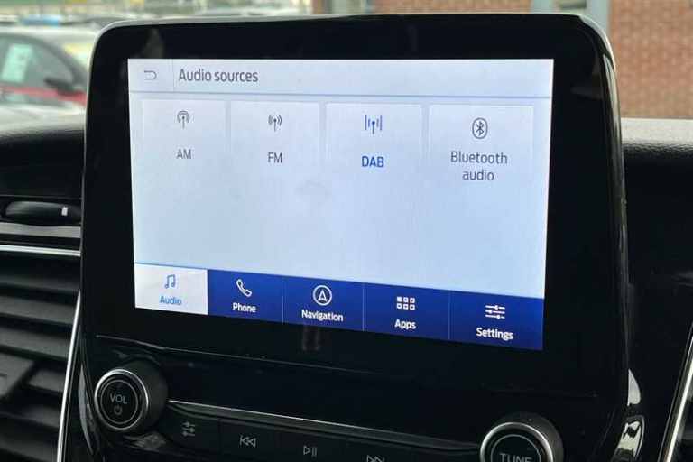 2022 Ford Tourneo Custom L2 320 Titanium 2.0 Diesel Automatic Start/Stop (130ps) Minibus Diesel A...