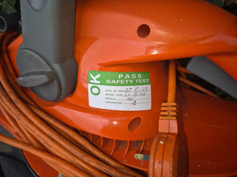 Flymo Gardenvac 2200w Turbo