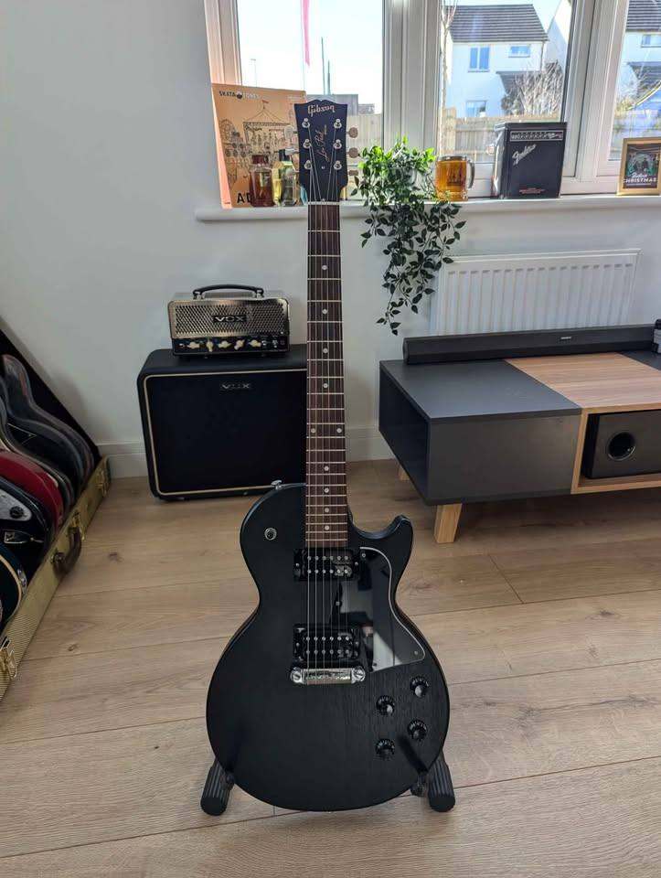 ++SELL/TRADE++ Gibson Les Paul Special Tribute - Humbucker - Ebony