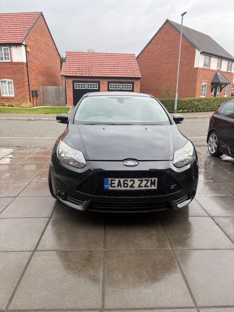 Ford, FOCUS, Hatchback, 2012, Manual, 1999 (cc), 5 doors