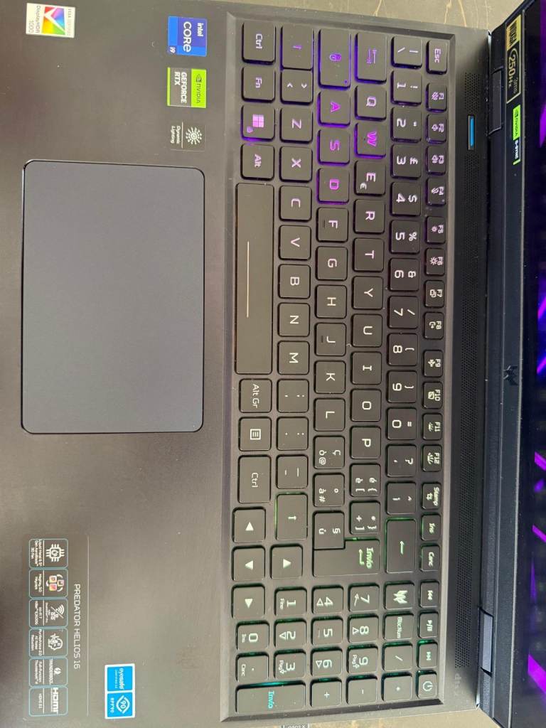 Acer Predator Helios 16 Premium Gaming Laptop RTX4080 16gb DDR5 for Sale