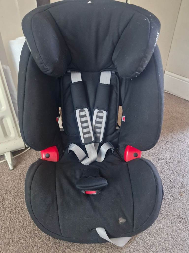 Black Baby Car Seat – Good Condition