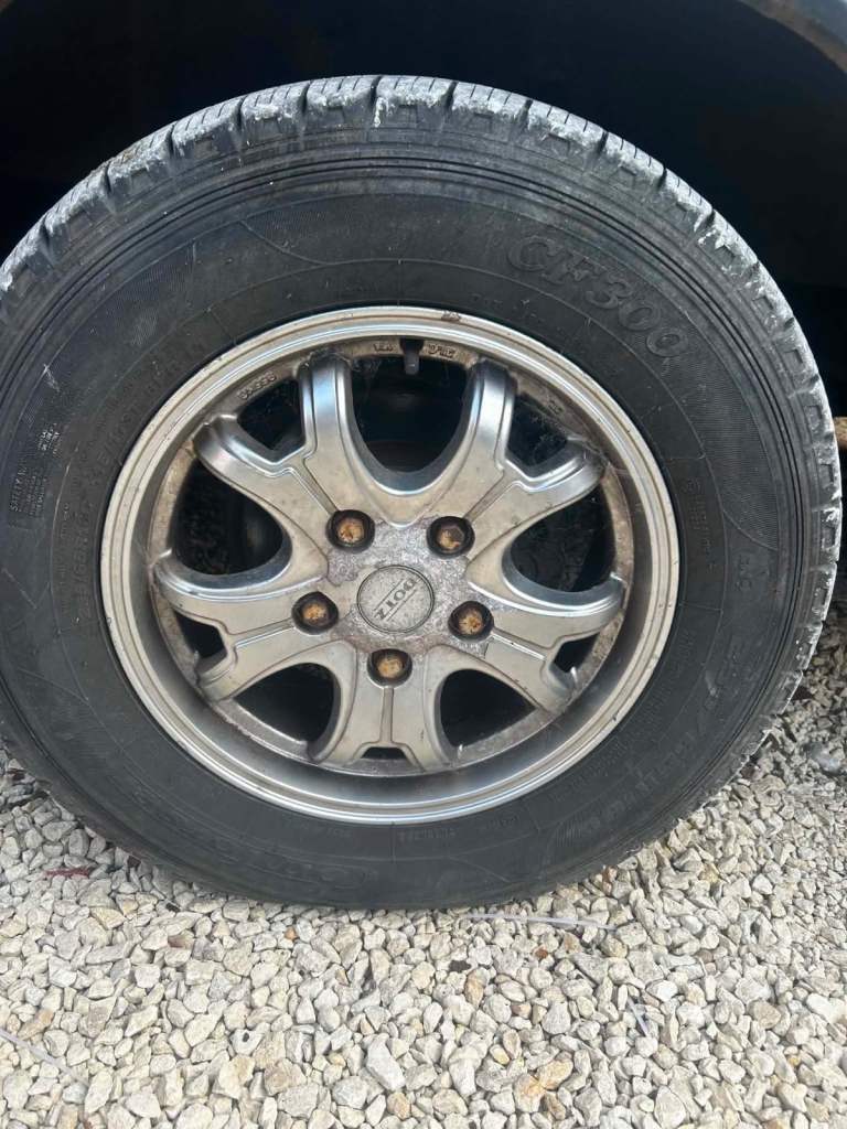 04 sprinter alloys and nearly new tyres 