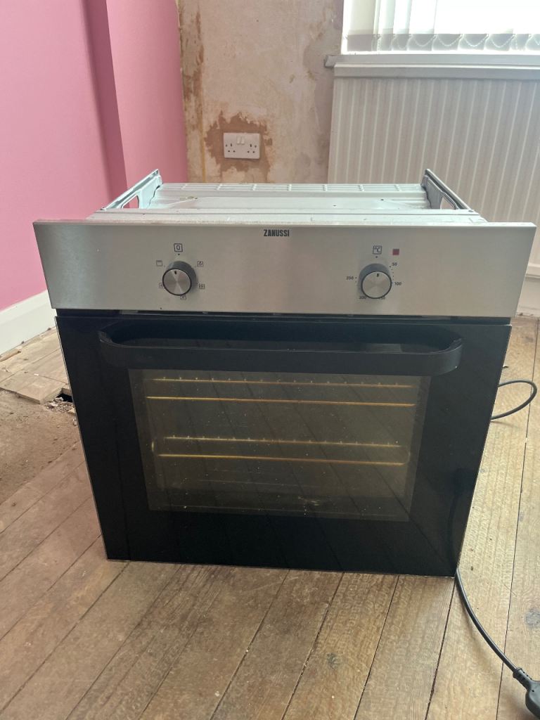 Zanussi Built-in Electric Oven - Silver/Black