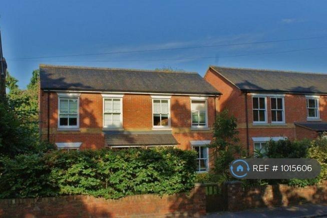 3 bedroom house in Wargrave Road, Twyford, RG10 (3 bed) (#1015606)