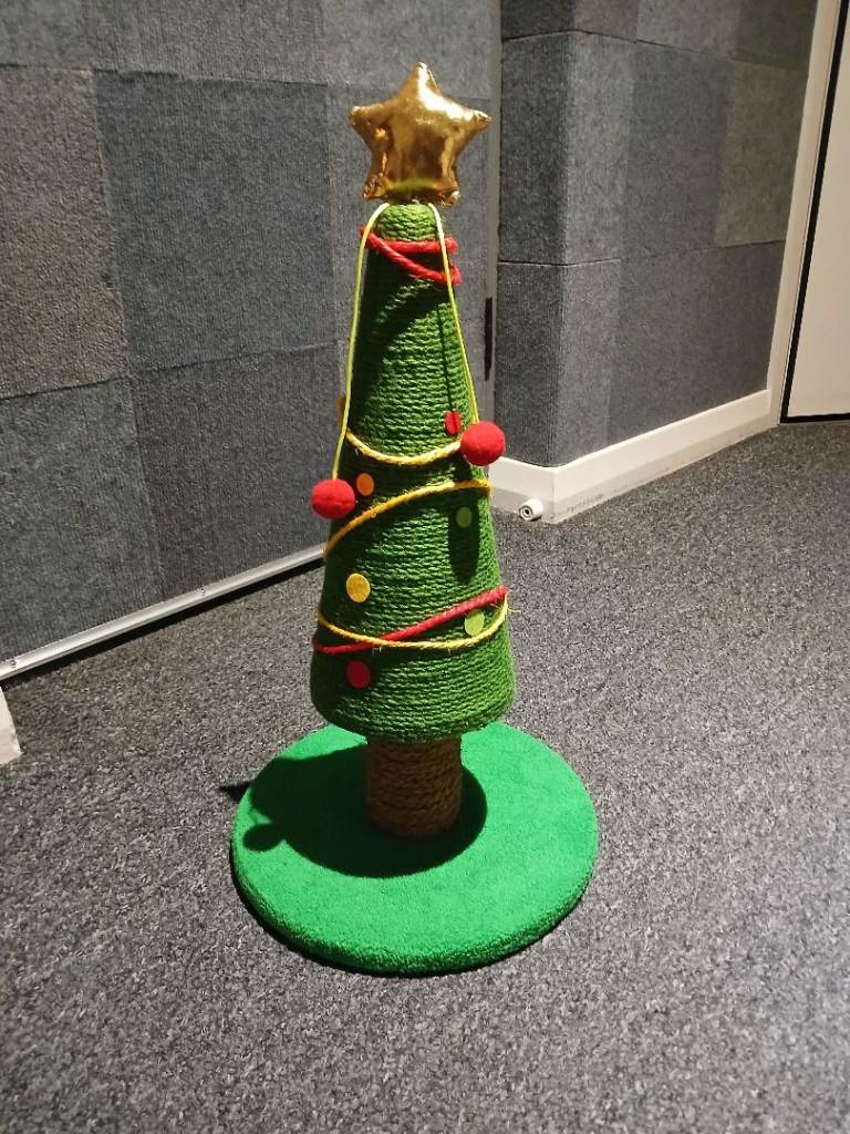 image for Christmas tree cat scratcher