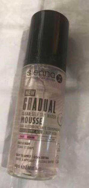 Gradual clear self tan water mousse