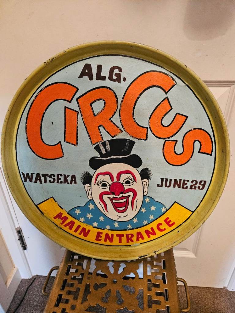 Hand Painted Circus Cown Large Serving Tray Decorative Tray 54cm Diameter 